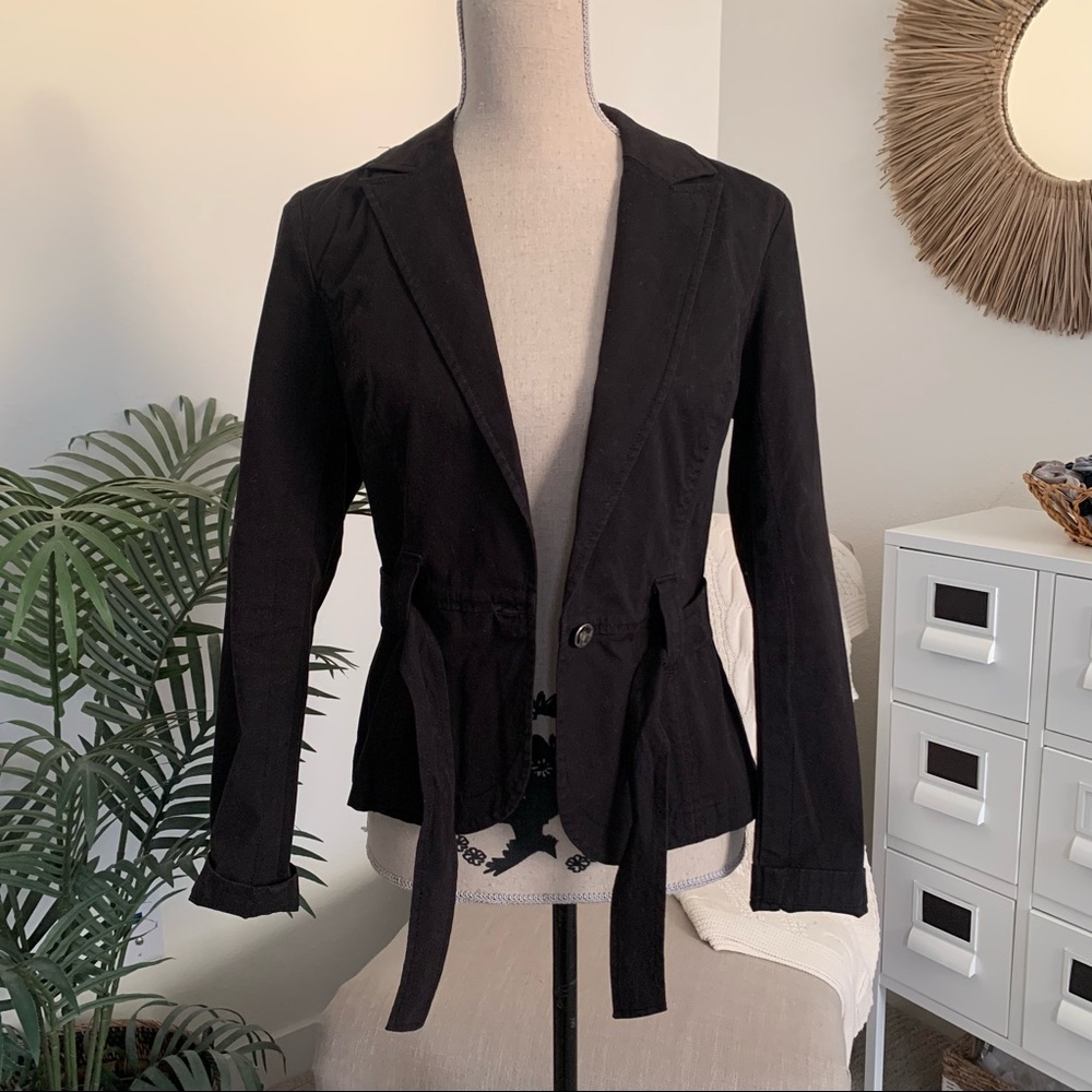 U2 Black Single Button Fitted Classic Belted Blaz… - image 7